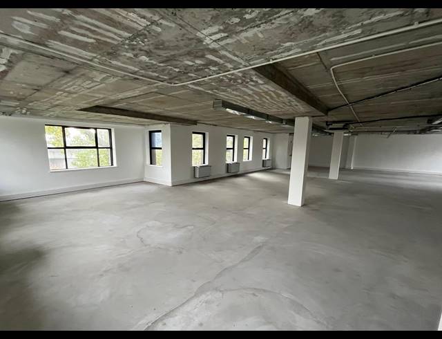 305M² OFFICE TO LET IN MOWBRAY